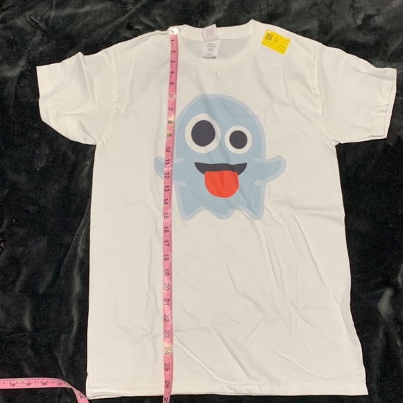 Ghost Emoji Tshirt - Picture 5 of 6